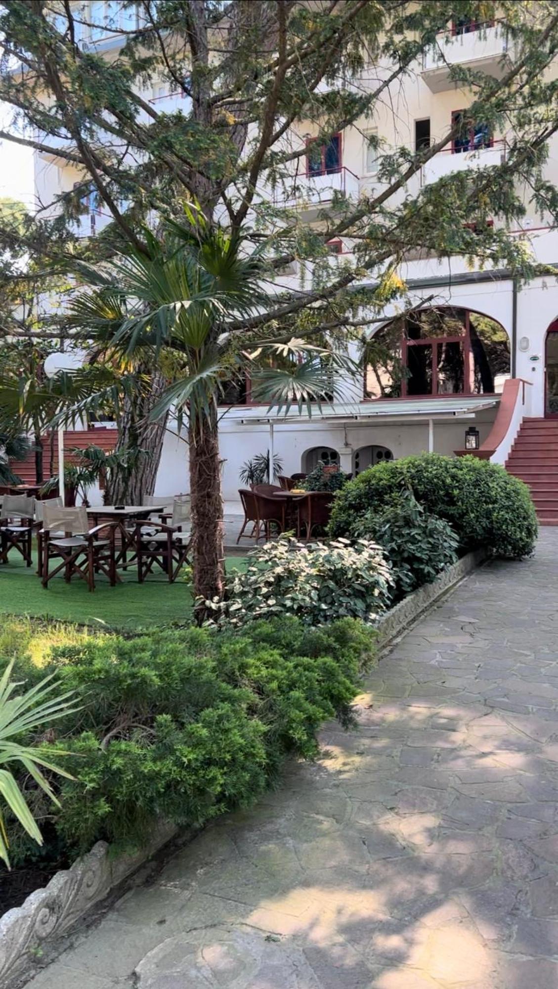 G&D Hotel Deanna Pool&Brunch Milano Marittima Dış mekan fotoğraf