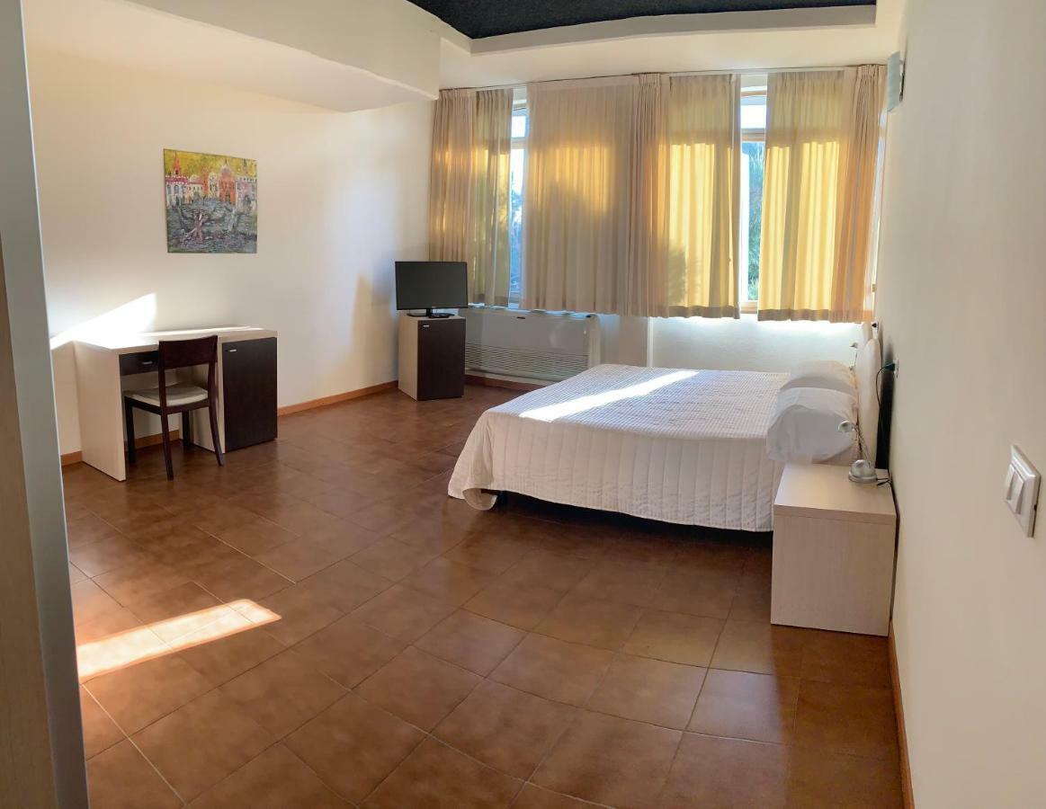 G&D Hotel Deanna Pool&Brunch Milano Marittima Dış mekan fotoğraf